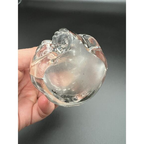 Fenton Art Glass 4” Bear Figurine ~ April Birthstone Clear Diamond Heart - Picture 7 of 7